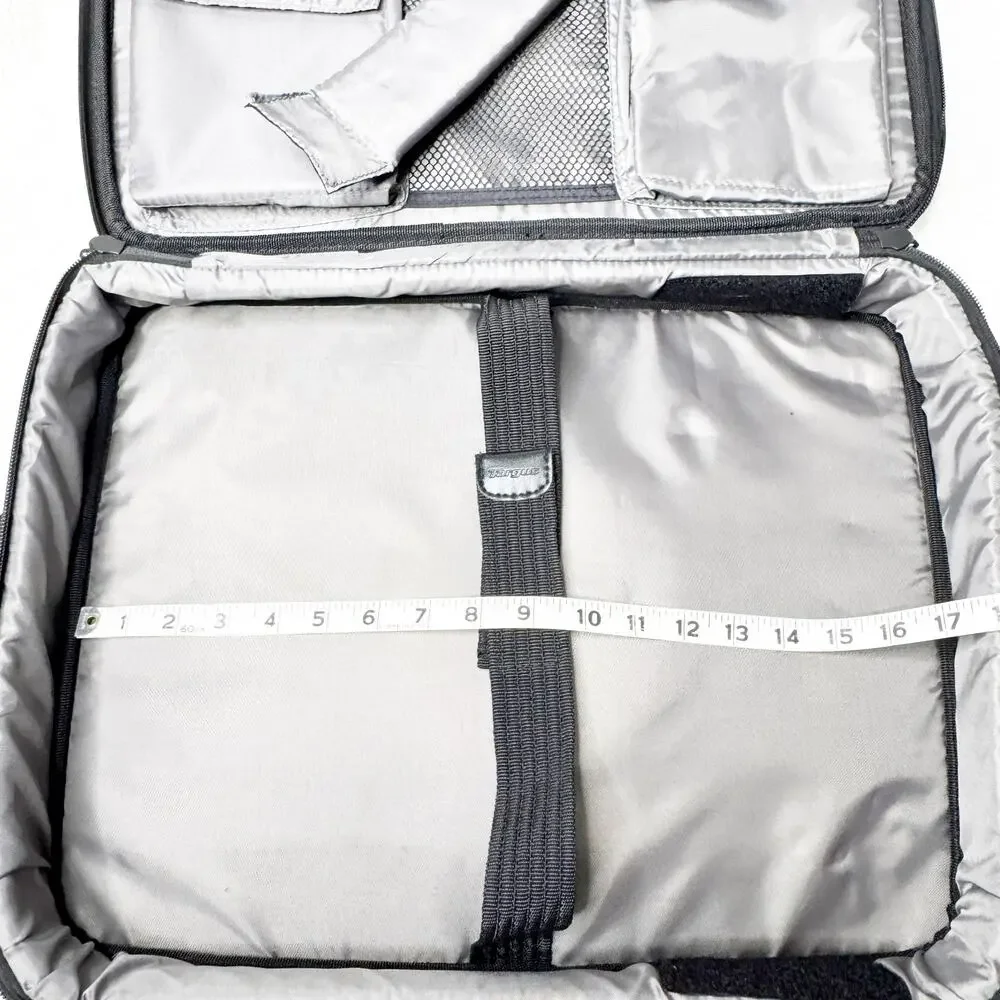 TARGUS Laptop Deluxe Carrying Case Black Gray Padded Travel Bag